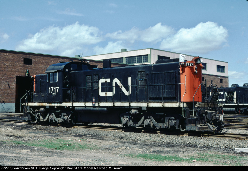 CN 1717